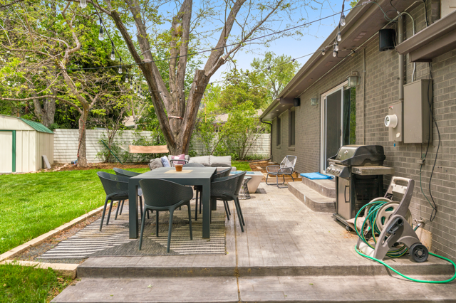 Private Boulder Oasis • Huge Yards • Mnt Views residence